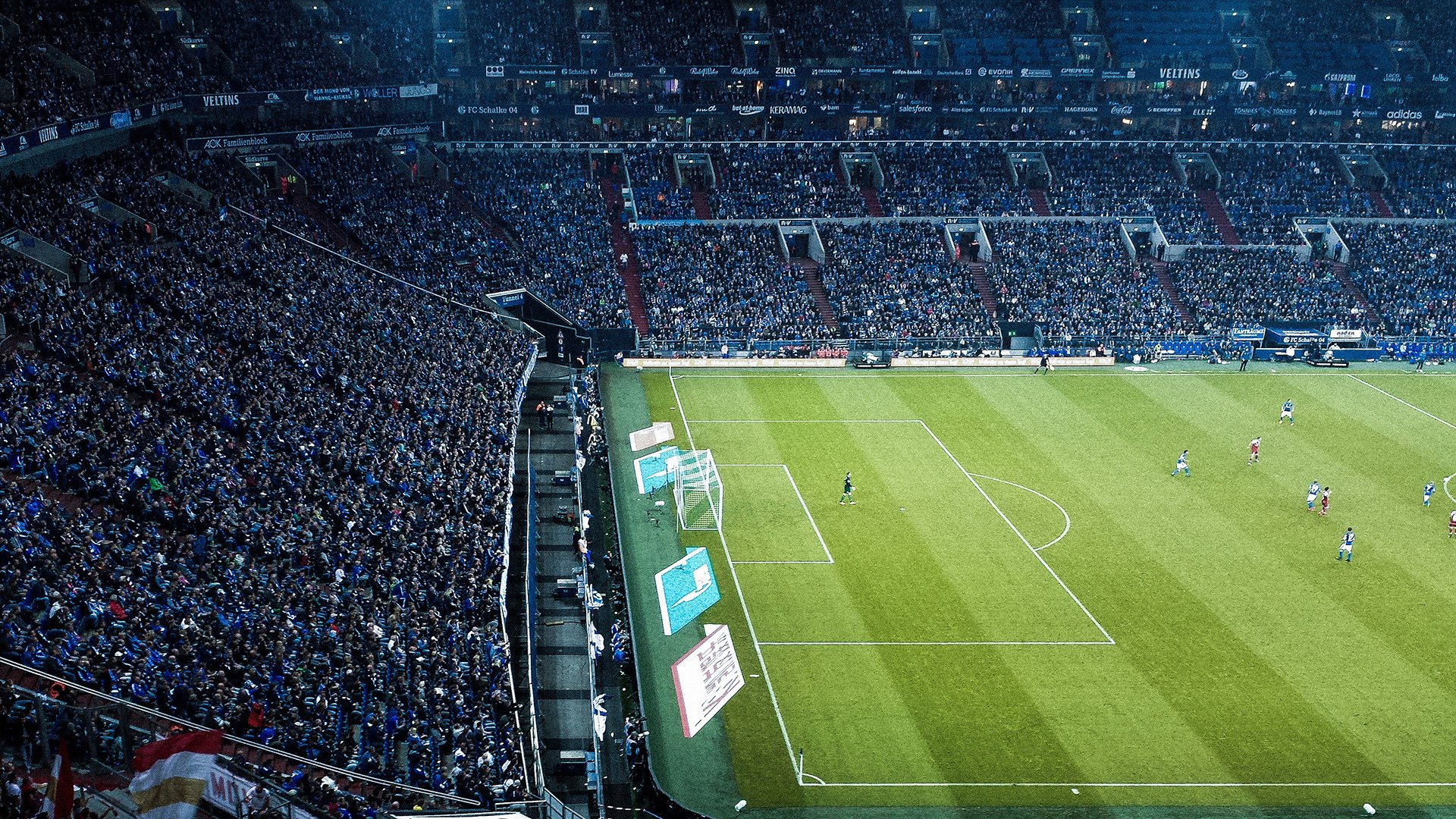 _极光冰雪漂移：在梦幻光影中极速驰骋_，极光下的滑雪